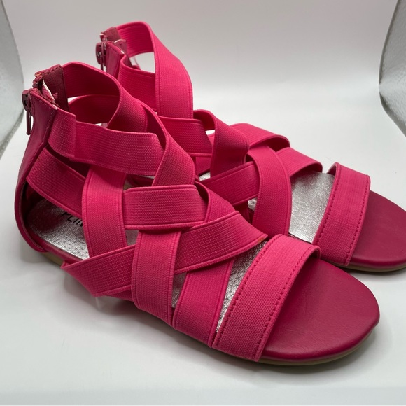 Donald J. Pliner Other - Girls‎ Donald Pliner Jrs Pink Strappy Sandals, EU 30, US 12, Paola Style